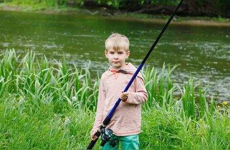 钓鱼专家分享如何挑选适合自己的鱼竿